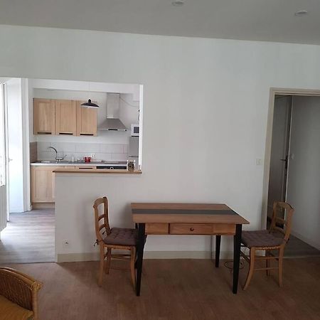Agreable Appartement Lumineux Au Centre-Ville Oyonnax Exteriör bild